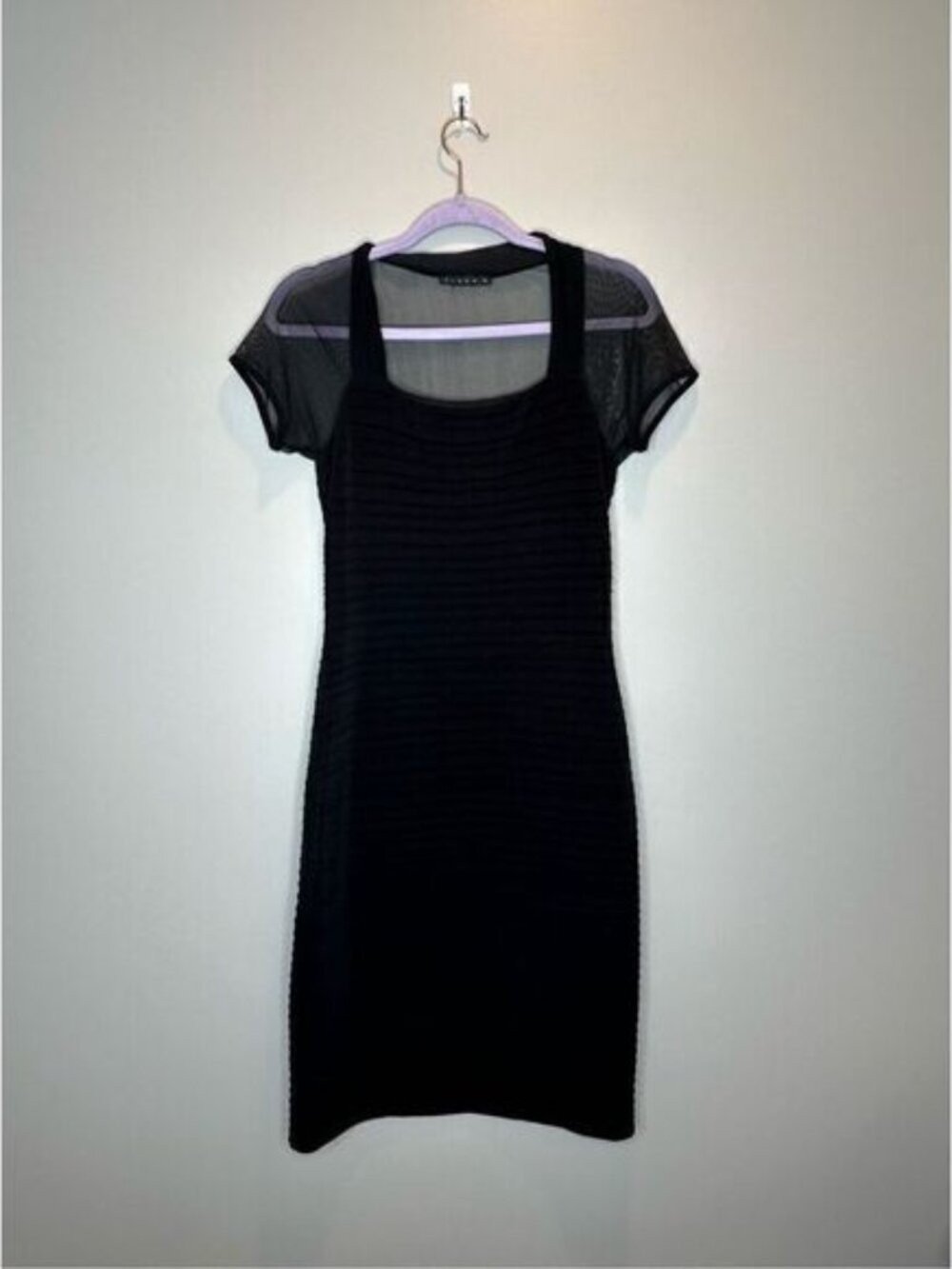 Tiana B Black Sheer Top Body con Dress